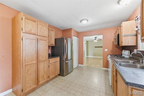 Tiny photo for 1427 Twin Trails Drive, Fenton, MO 63026 (MLS # 26053060)