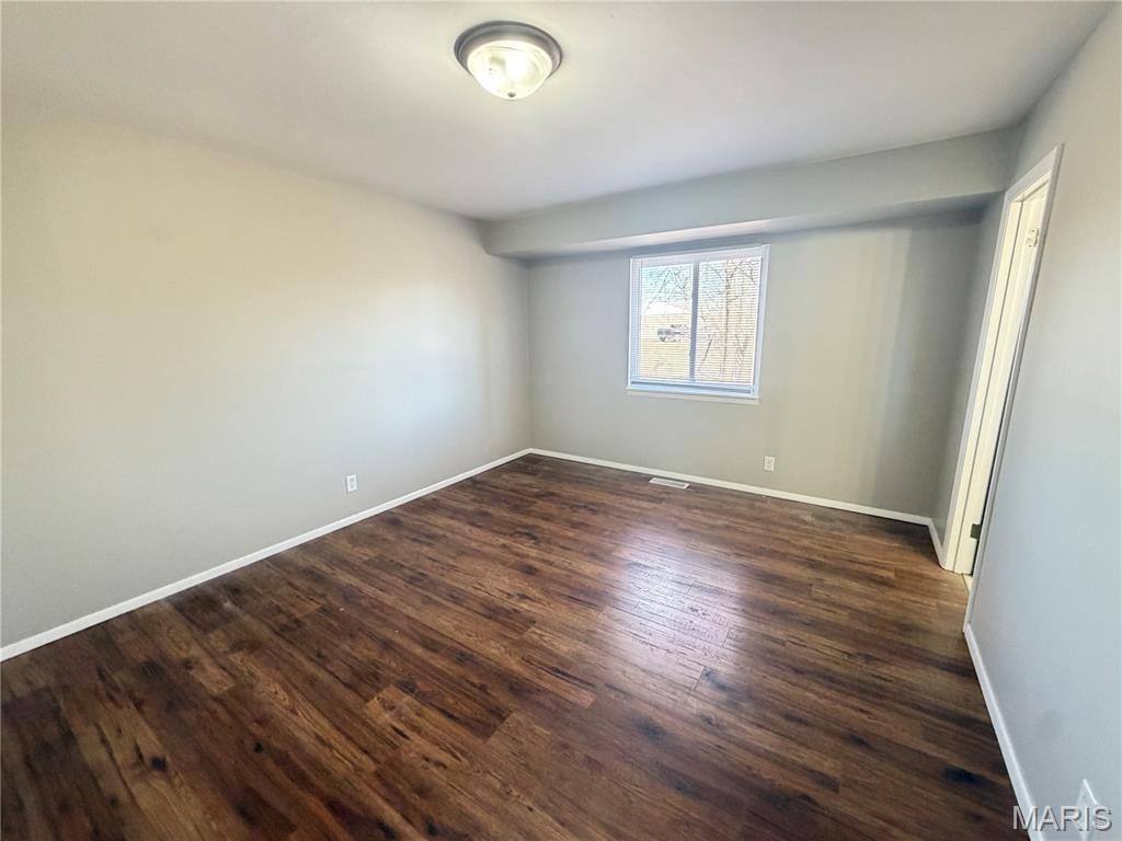 Foxrun 3 - Residential