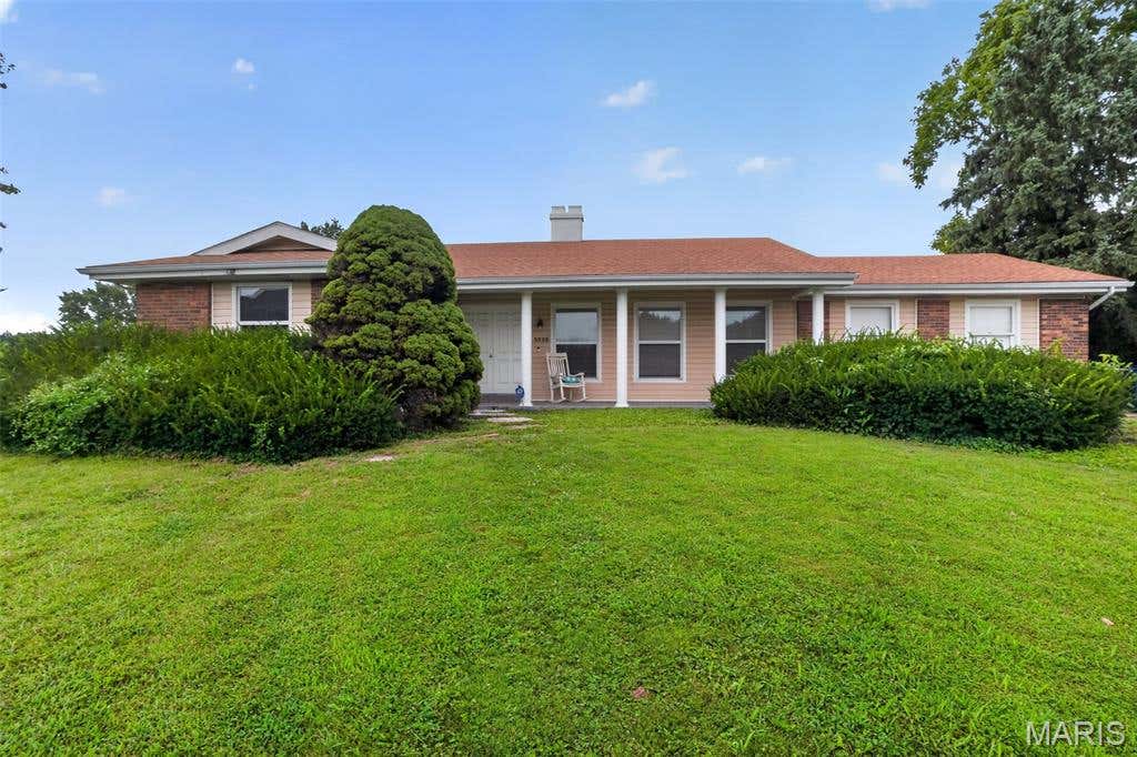 Photo of 5998 Sir Edward Court, Florissant, MO 63033 (MLS # 26052257)