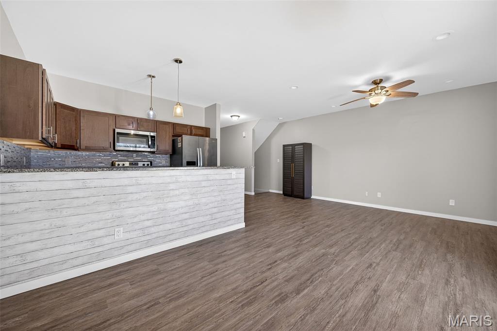 Villas Of Capri Corr - Residential