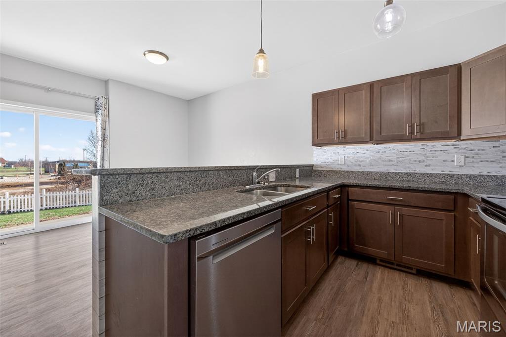 Villas Of Capri Corr - Residential