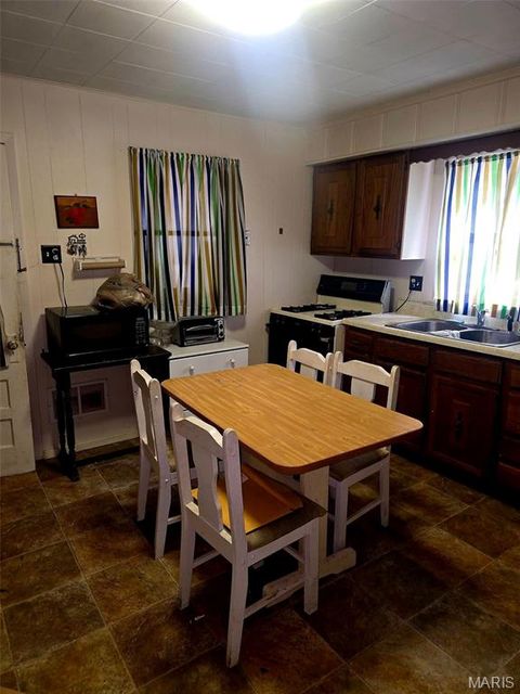Tiny photo for 207 Morgan, Doniphan, MO 63935 (MLS # 26031271)