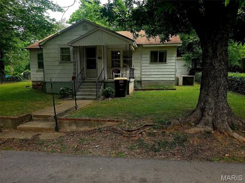 Tiny photo for 207 Morgan, Doniphan, MO 63935 (MLS # 26031271)