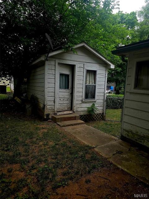 Tiny photo for 207 Morgan, Doniphan, MO 63935 (MLS # 26031271)