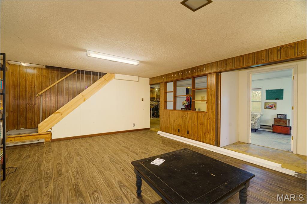 Meramec Woods - Residential