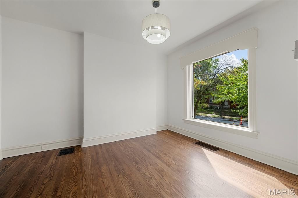 Photo of 4541 Wichita Avenue, St Louis, MO 63110 (MLS # 25072988)