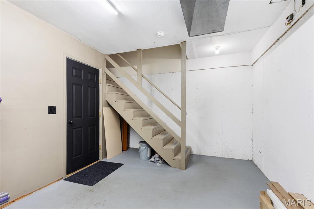 Sherman Meadows Twnhms #3A - Residential