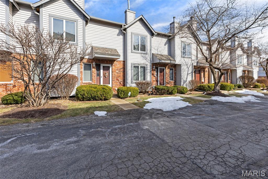 Sherman Meadows Twnhms #3A - Residential