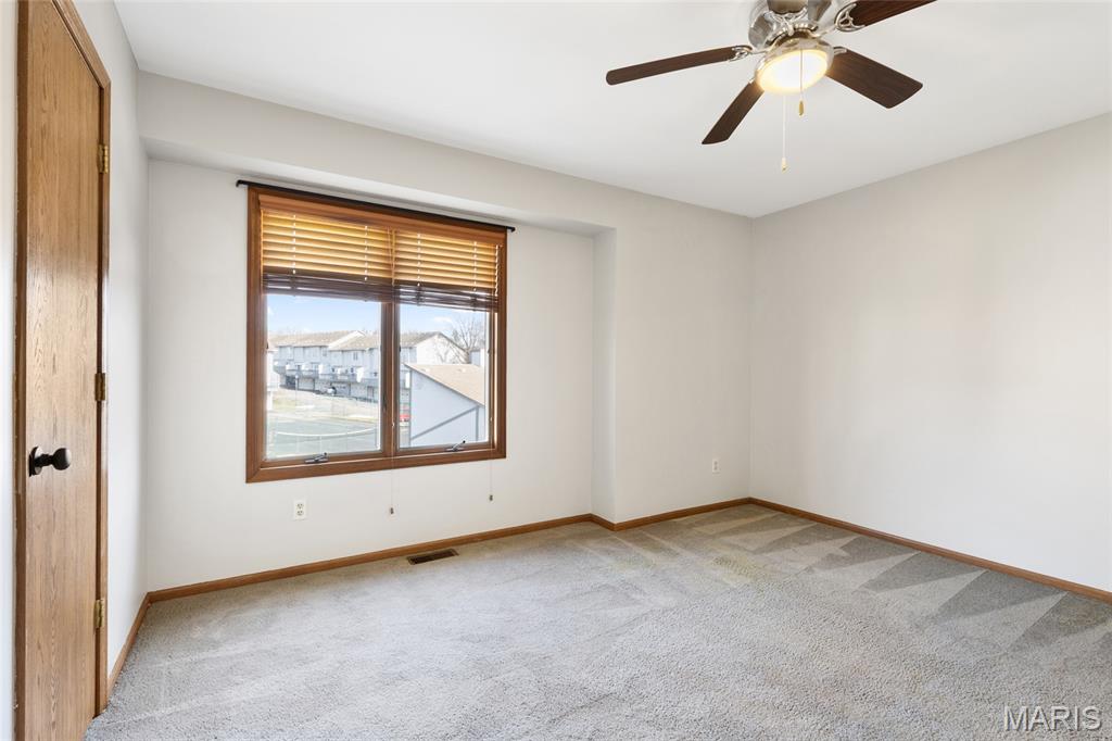 Sherman Meadows Twnhms #3A - Residential