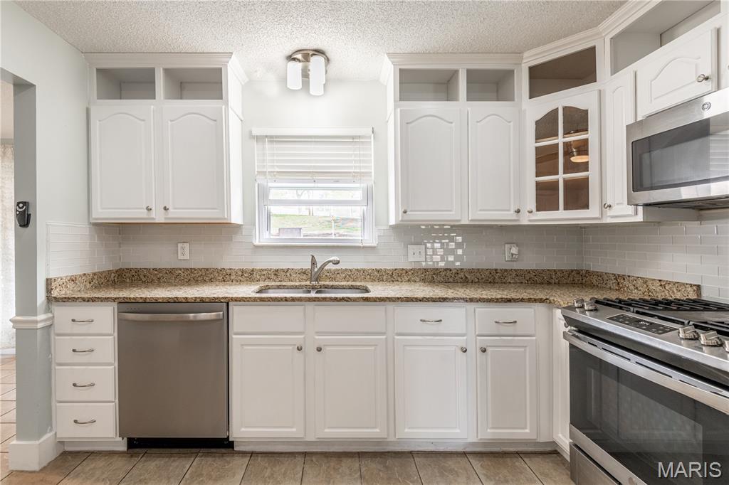 Saddle Ridge - Residential