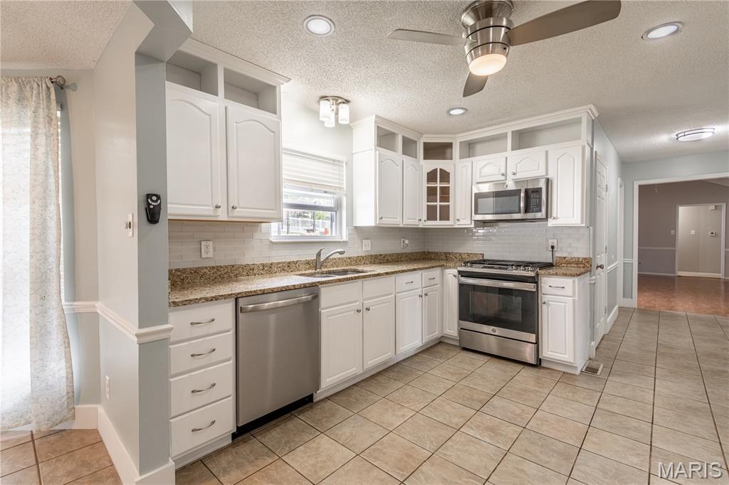 Saddle Ridge - Residential