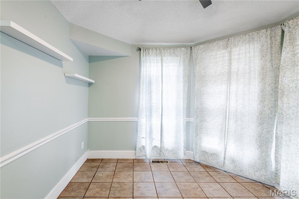 Saddle Ridge - Residential