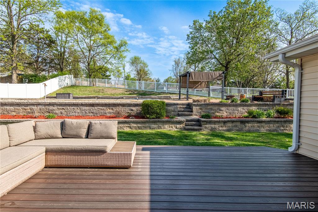 Saddle Ridge - Residential