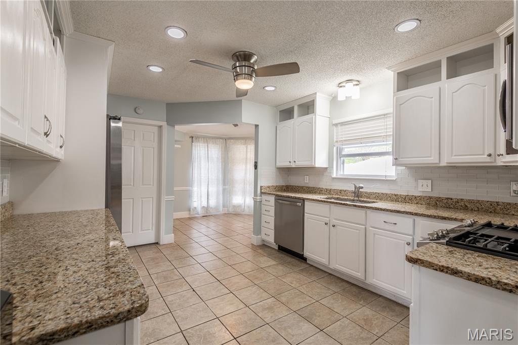 Saddle Ridge - Residential