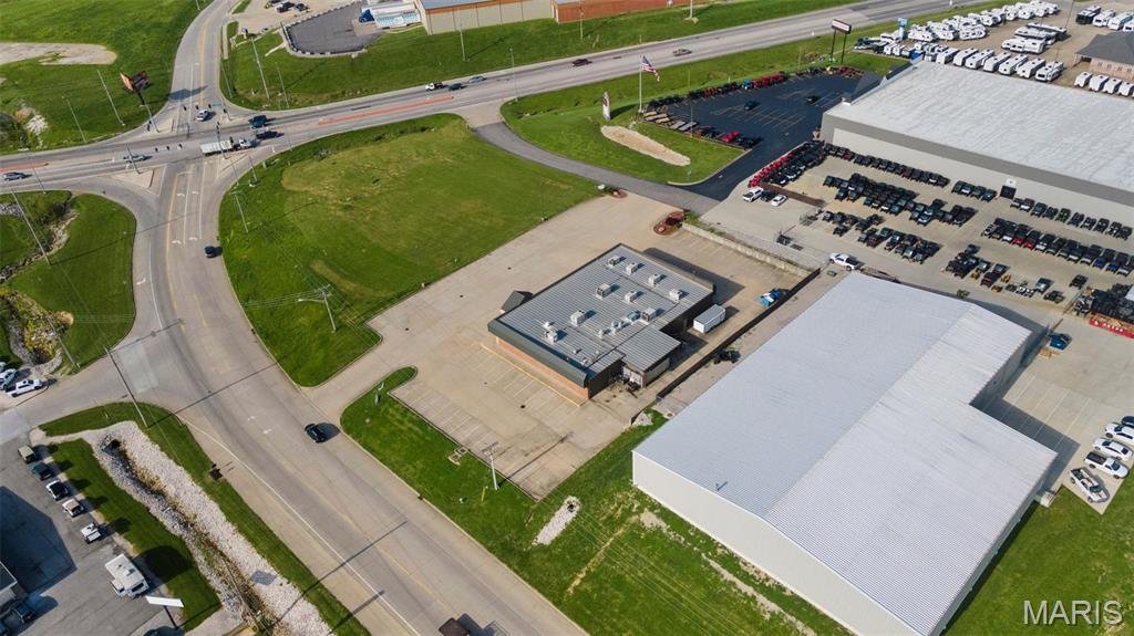 Barton - Commercial Sale