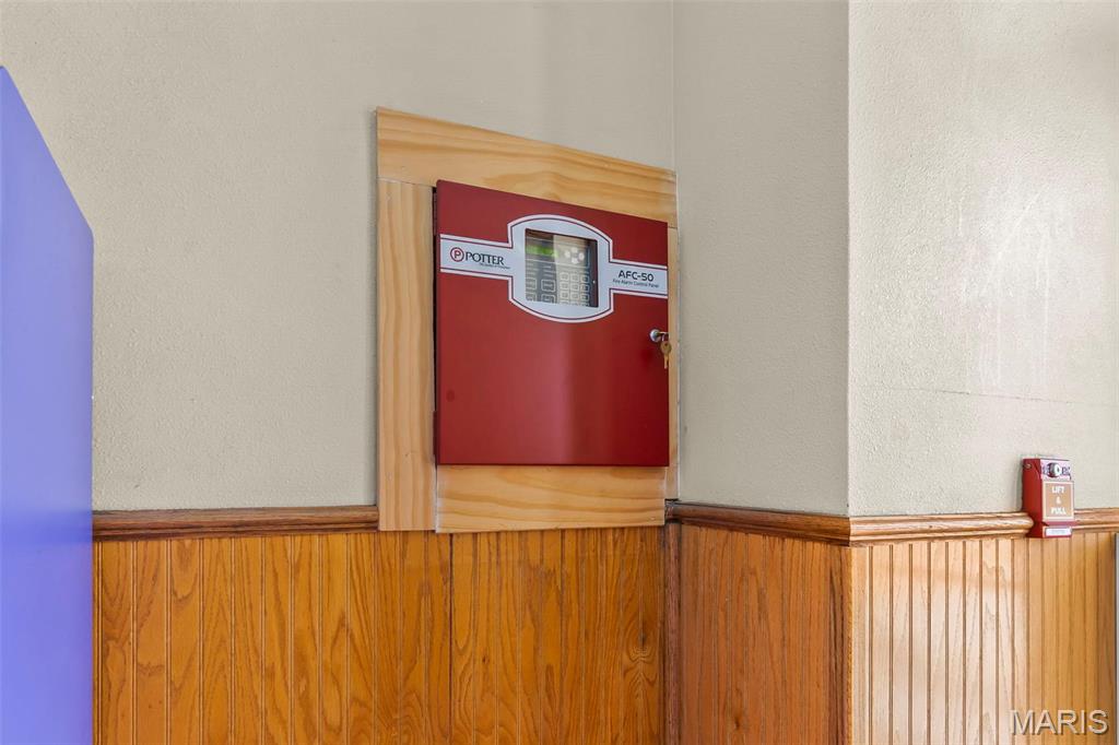 Barton - Commercial Sale