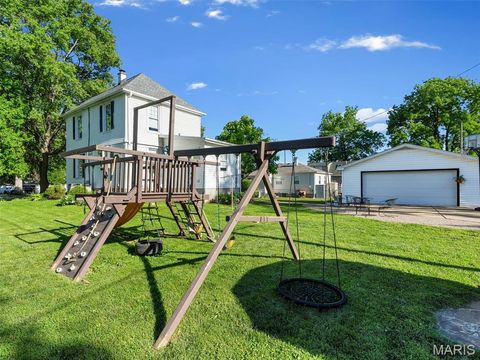 Tiny photo for 411 N Columbus Street, Pacific, MO 63069 (MLS # 26030086)