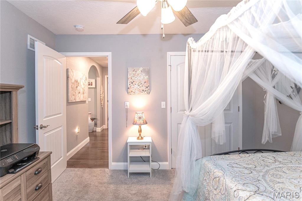 Country Oaks Estate - Residential