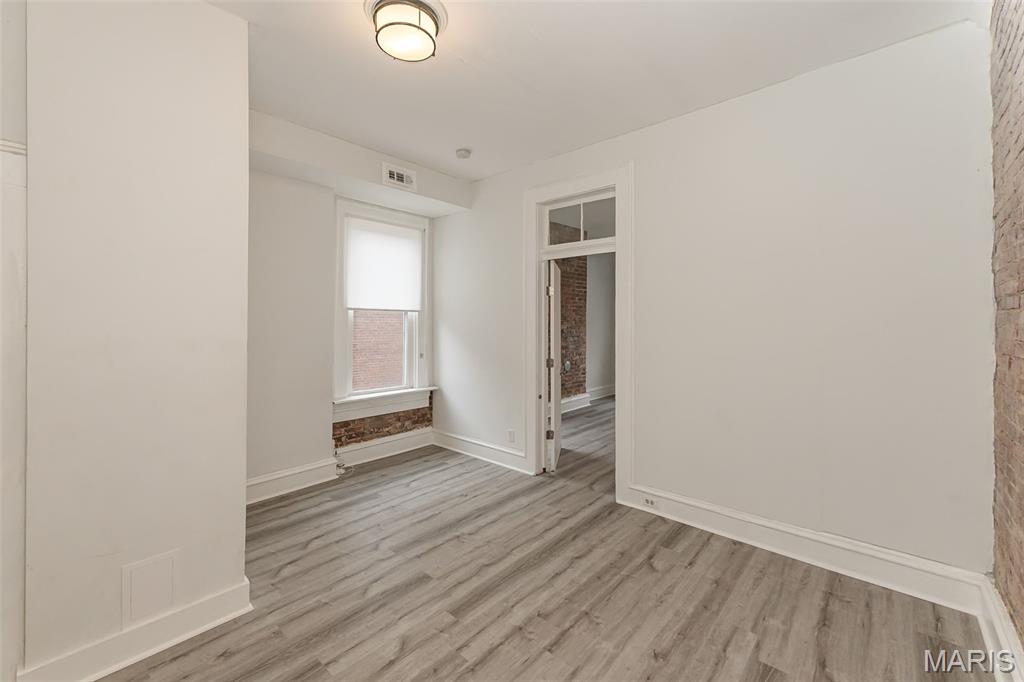 St Louis Commons Add - Residential Income