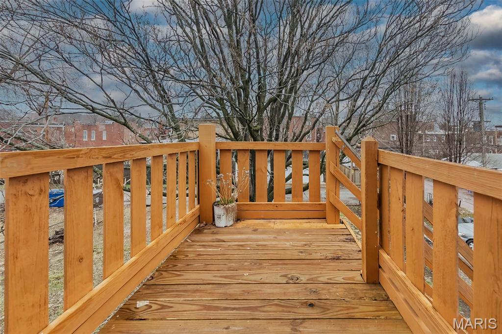 St Louis Commons Add - Residential Income