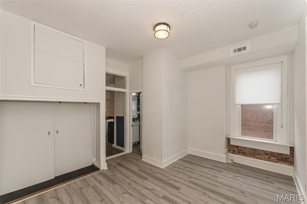 St Louis Commons Add - Residential Income