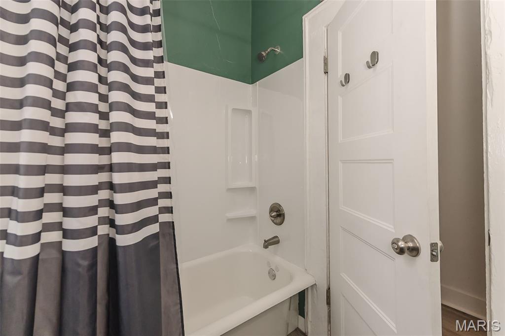 St Louis Commons Add - Residential Income