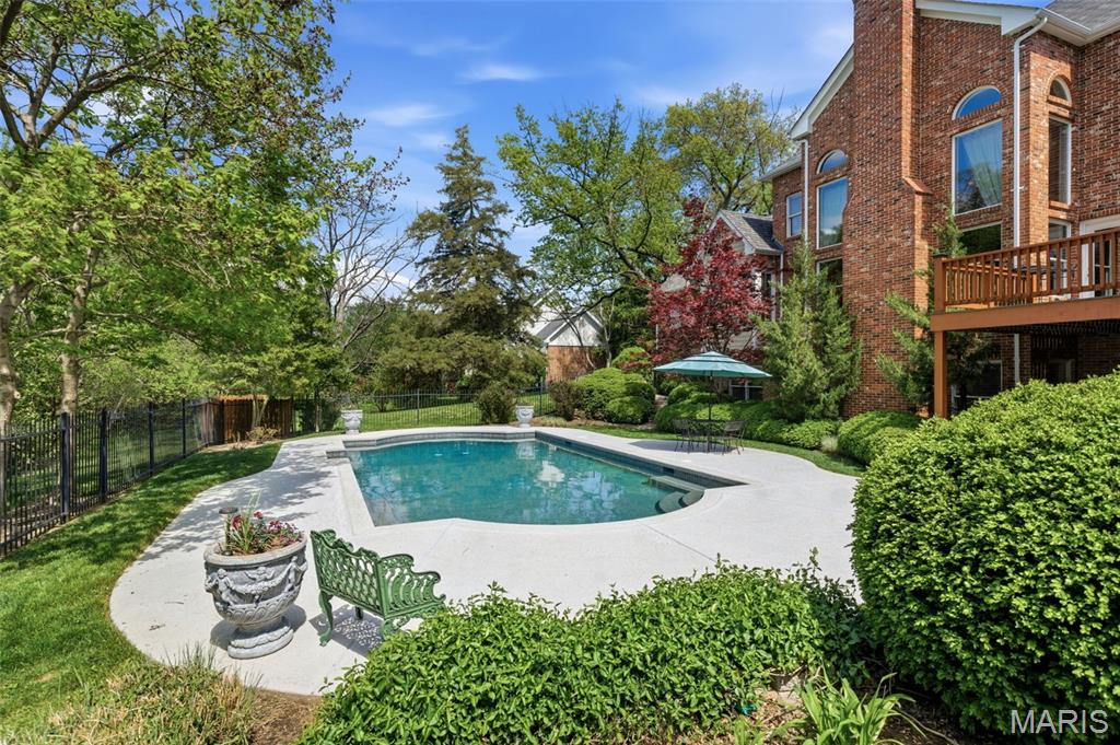Huntleigh Downs Amd - Residential
