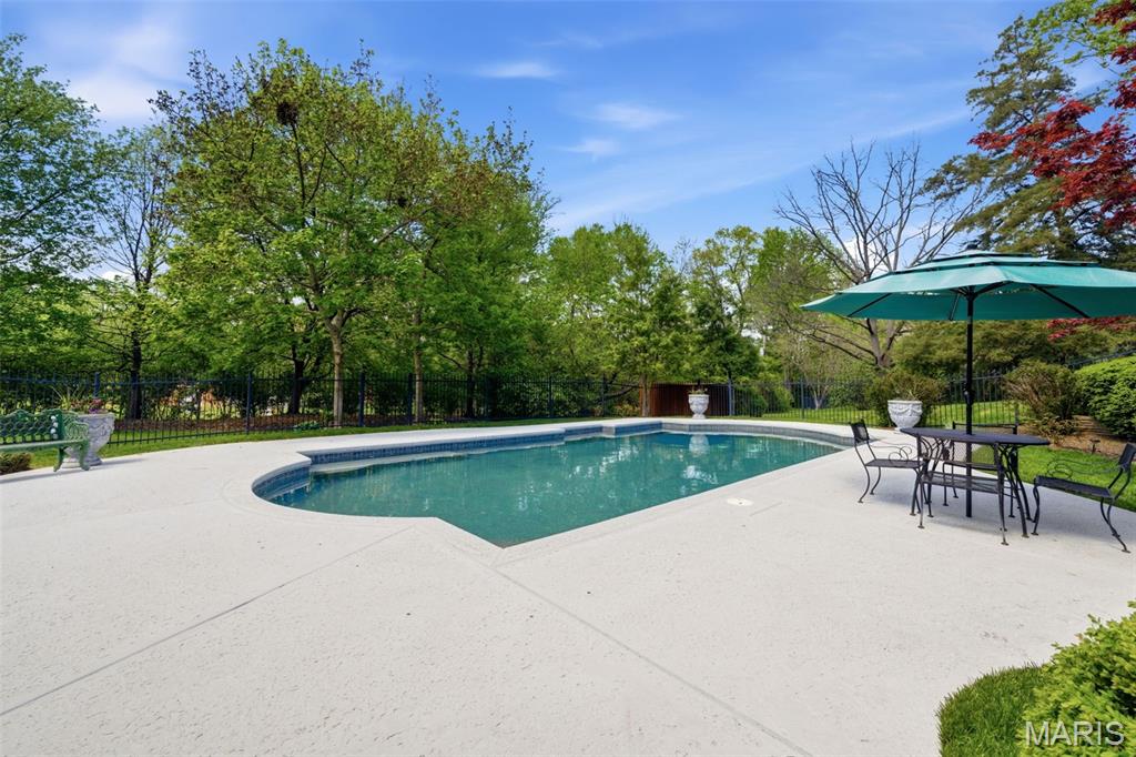 Huntleigh Downs Amd - Residential