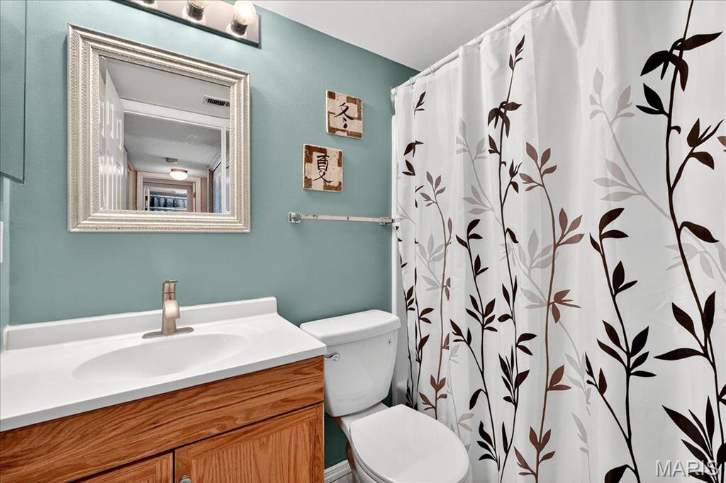 Wildwood, Missouri 63040, United States, 2 Bedrooms Bedrooms, ,2 BathroomsBathrooms,Residential,Active,239288