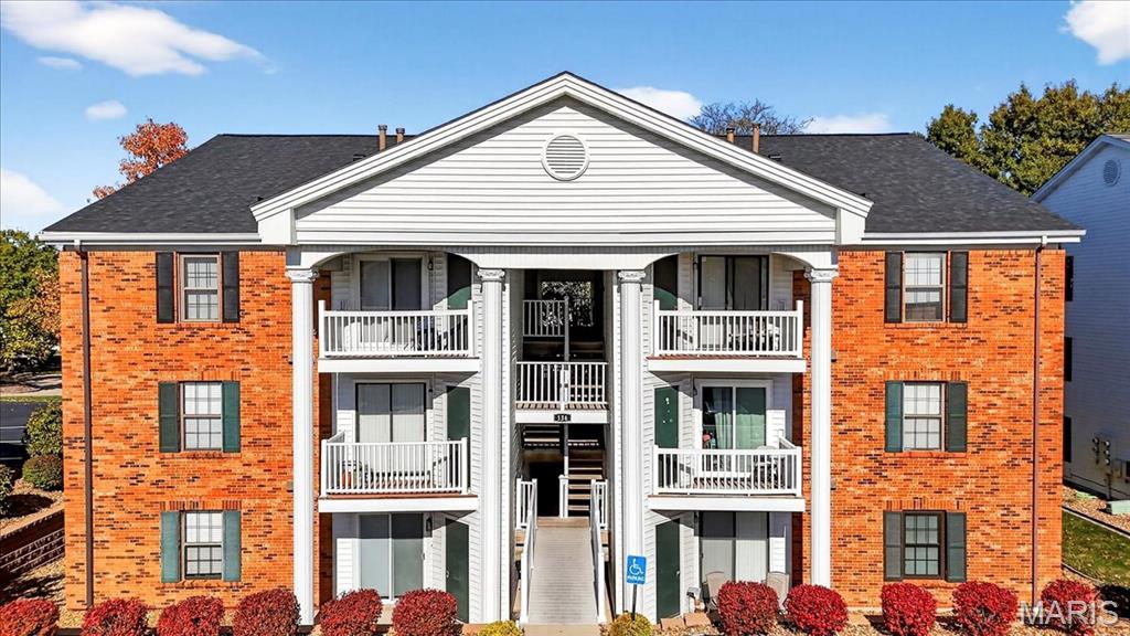 Wildwood, Missouri 63040, United States, 2 Bedrooms Bedrooms, ,2 BathroomsBathrooms,Residential,Active,239288