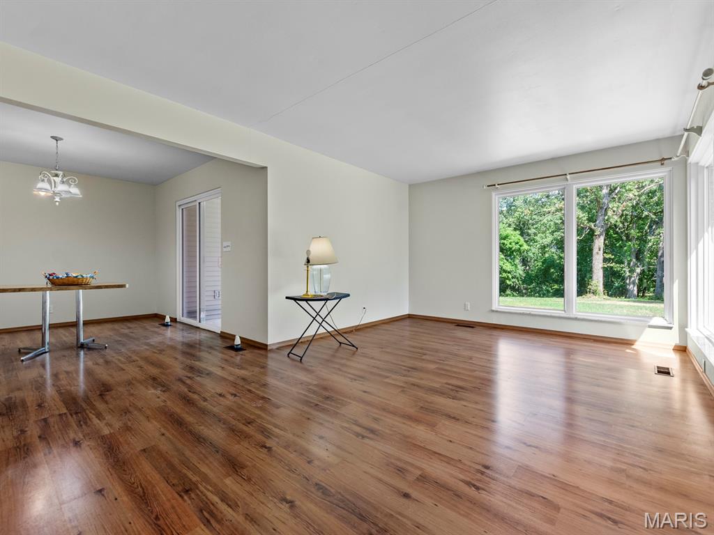 House Springs, Missouri 63051, United States, 3 Bedrooms Bedrooms, ,2 BathroomsBathrooms,Residential,Coming Soon,167318