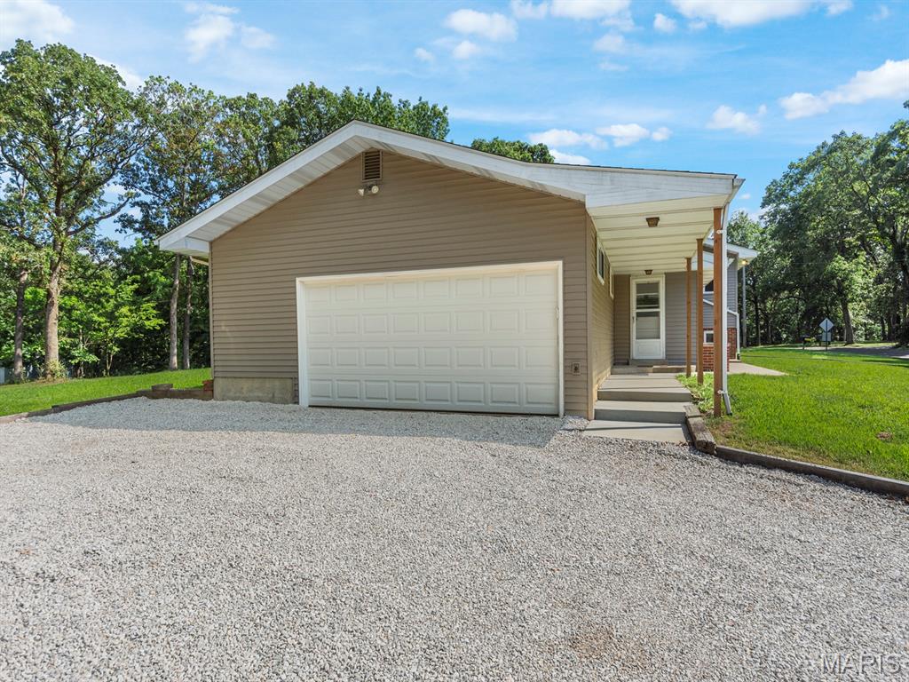 House Springs, Missouri 63051, United States, 3 Bedrooms Bedrooms, ,2 BathroomsBathrooms,Residential,Coming Soon,167318