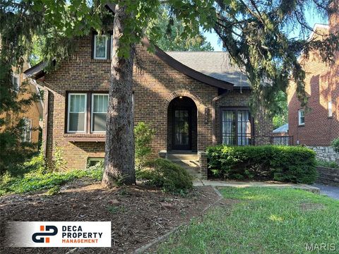 7454 Stanford Avenue University City MO 63130