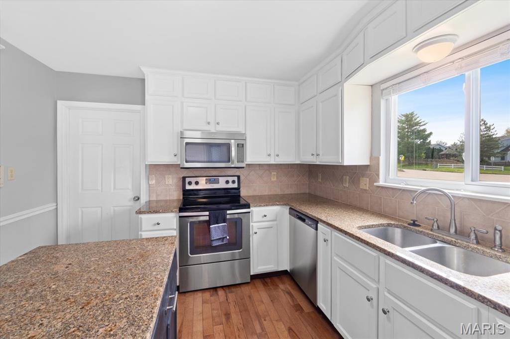 Florissant, Missouri 63034, United States, 3 Bedrooms Bedrooms, ,2 BathroomsBathrooms,Residential,Active,109378