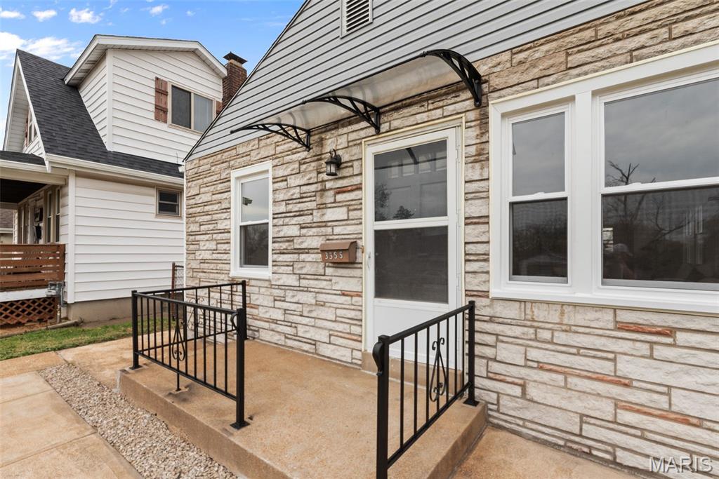 Brownlees City Bl 4751-E - Residential