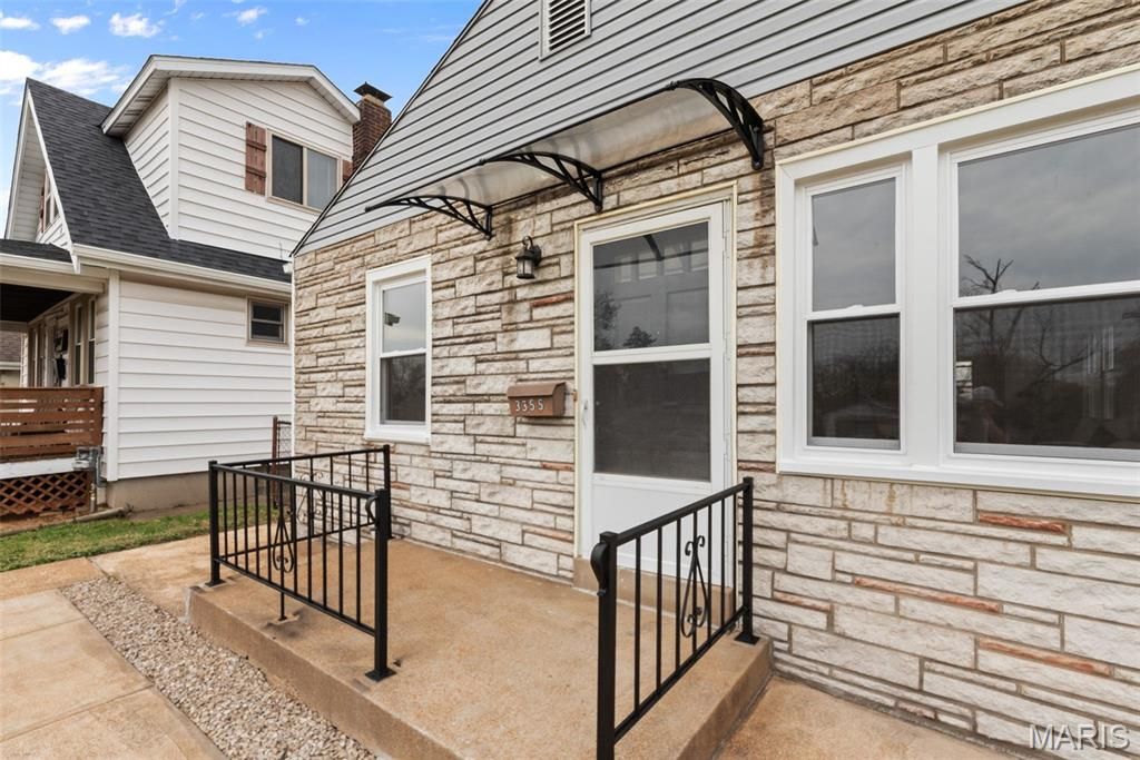 Photo of 3355 Sublette Avenue, St Louis, MO 63139 (MLS # 26019558)