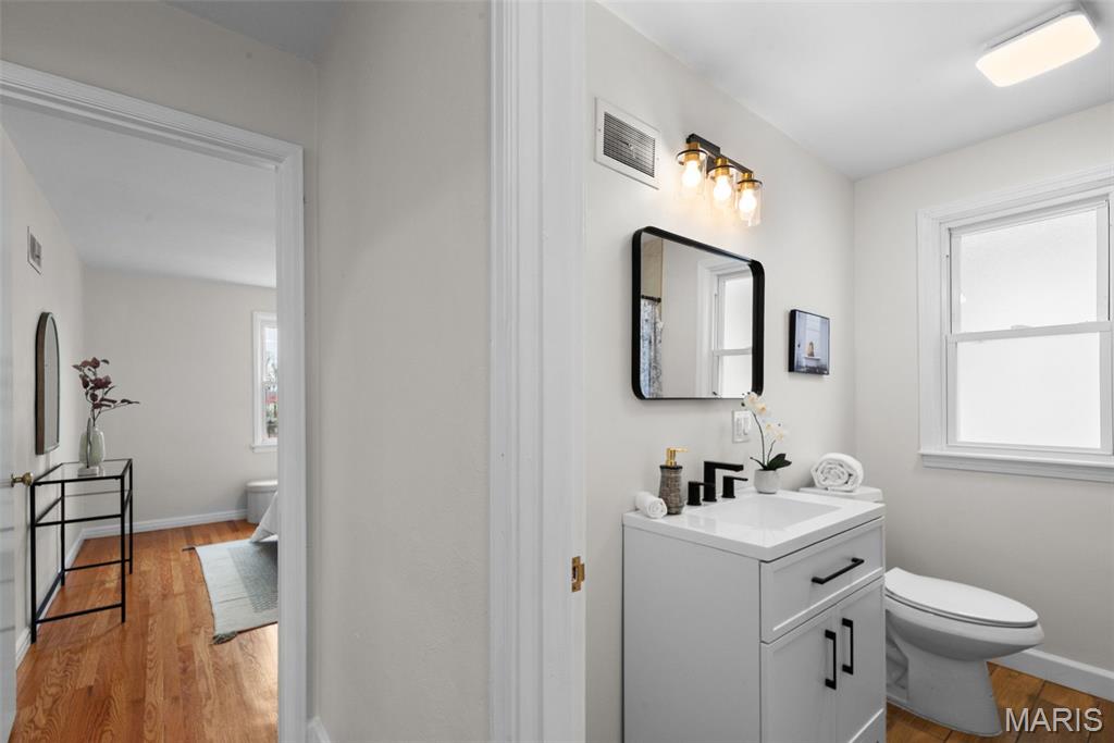 Brownlees City Bl 4751-E - Residential