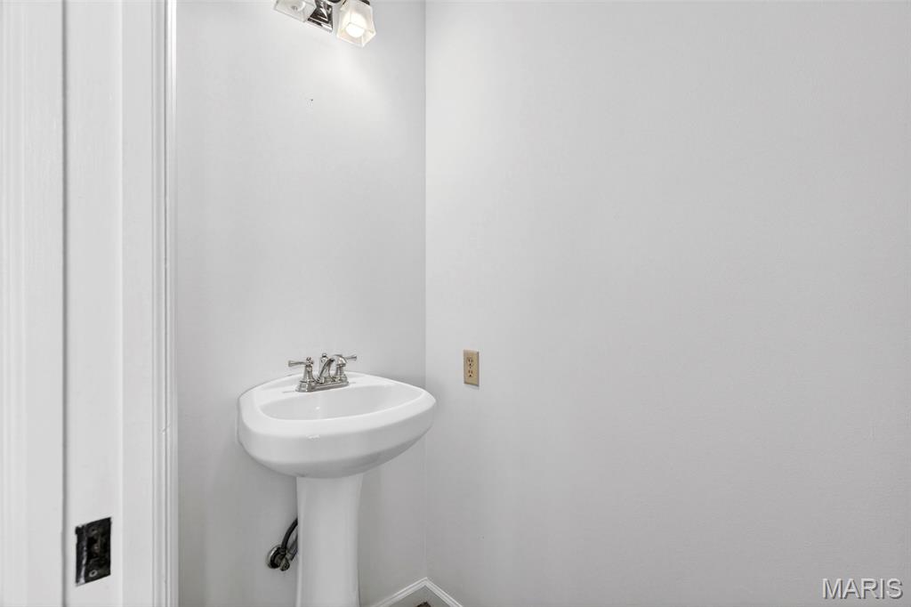 Windsor Place #1 - Residential