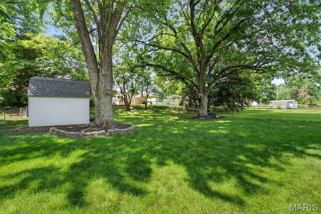 St Charles, Missouri 63301, United States, 3 Bedrooms Bedrooms, ,2 BathroomsBathrooms,Residential,Pending,180879