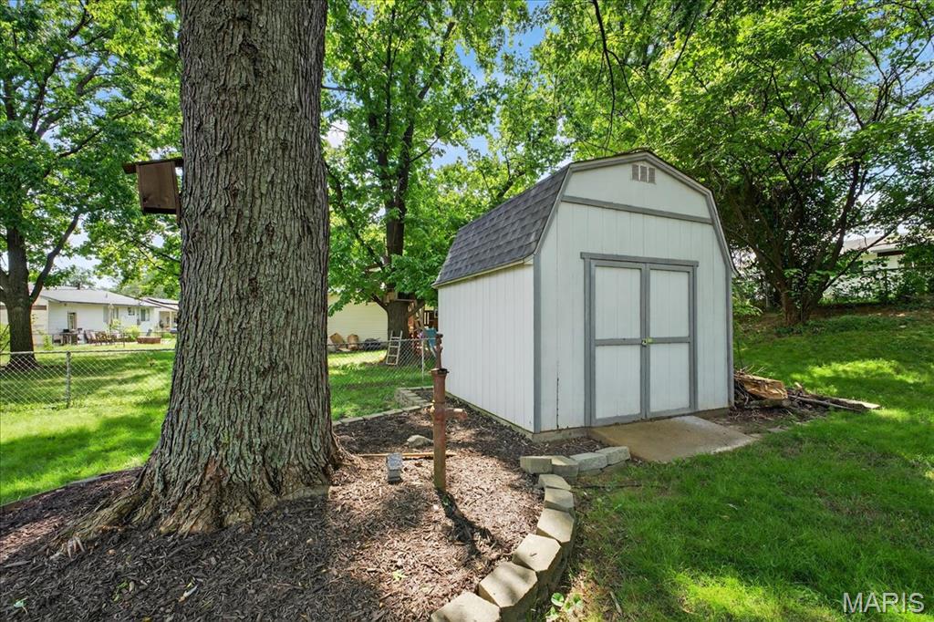 St Charles, Missouri 63301, United States, 3 Bedrooms Bedrooms, ,2 BathroomsBathrooms,Residential,Pending,180879