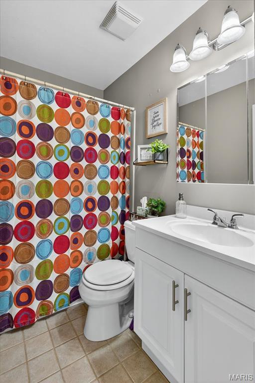 St Charles, Missouri 63301, United States, 3 Bedrooms Bedrooms, ,2 BathroomsBathrooms,Residential,Pending,180879