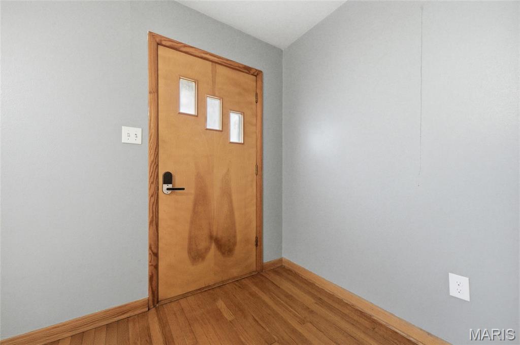 Court Anthony 02 - Residential
