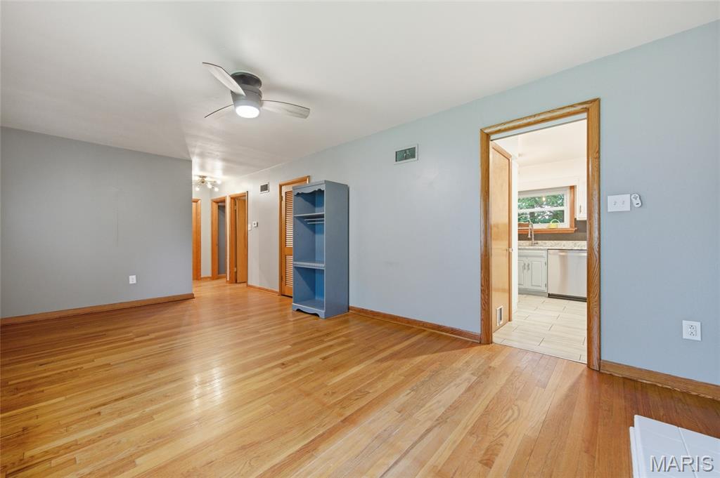 Court Anthony 02 - Residential