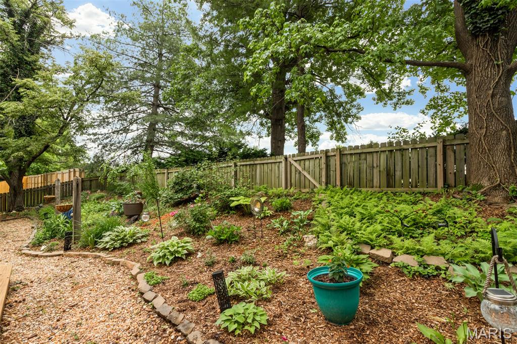 Country Lane Wood Ii 3 - Residential