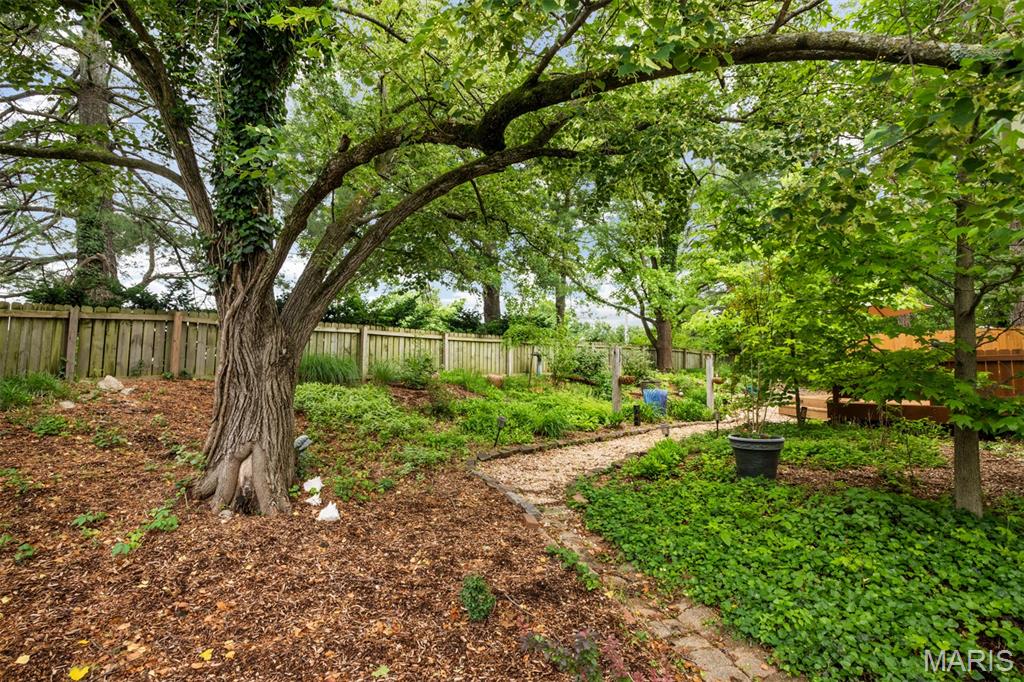 Country Lane Wood Ii 3 - Residential