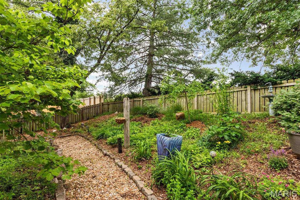 Country Lane Wood Ii 3 - Residential