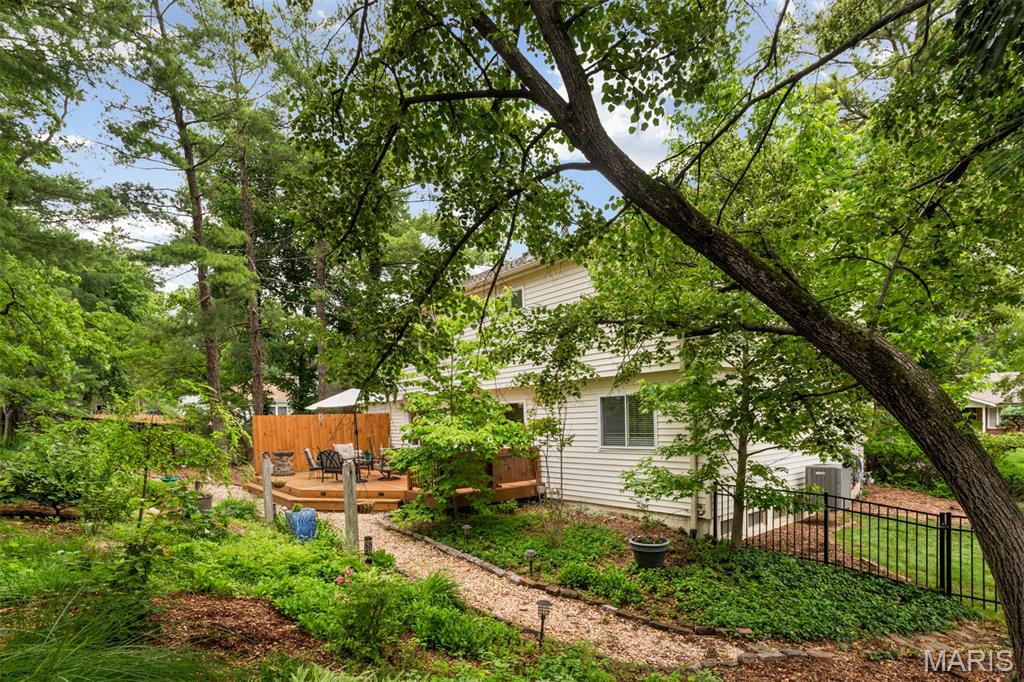 Country Lane Wood Ii 3 - Residential