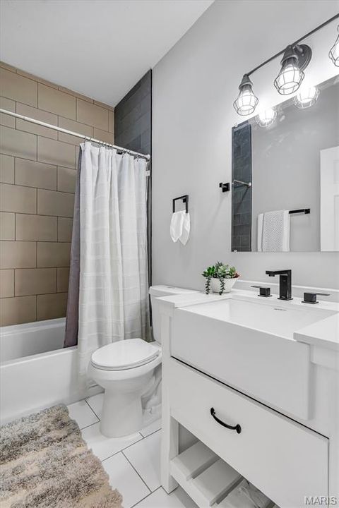 Tiny photo for 3006 Virginia Avenue, St Louis, MO 63118 (MLS # 26028660)