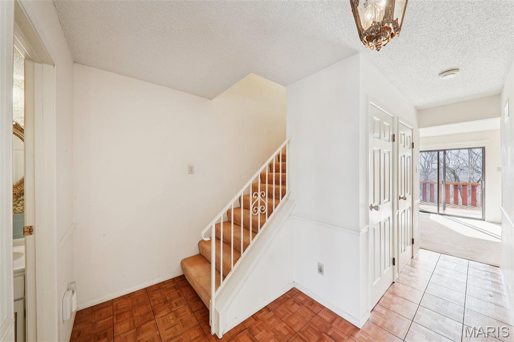 Hidden Meadow Condo 6 - Residential