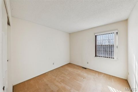 Tiny photo for 2369 Hidden Meadow Lane, Ballwin, MO 63021 (MLS # 26008125)